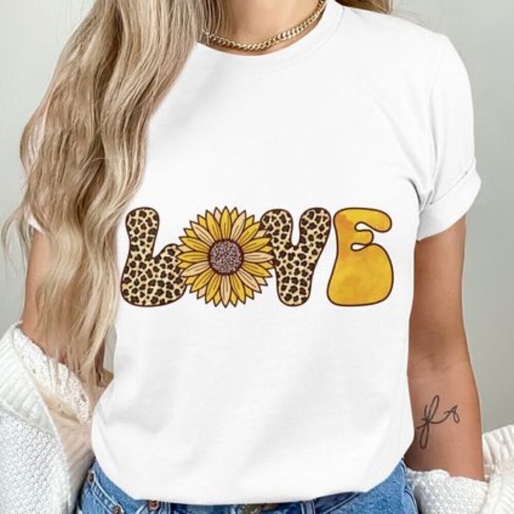 Sunflower Leopard Print Love Floral Graphic Unisex T-Shirt - Picture 1 of 4